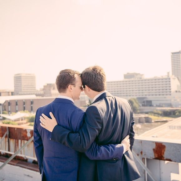 Meet your Posher, Jennifer - Picture 1 of 1